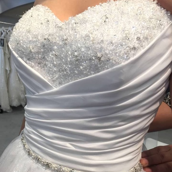 Alfred Angelo Disney Cinderella 205 Wedding Dress - Picture 6 of 13